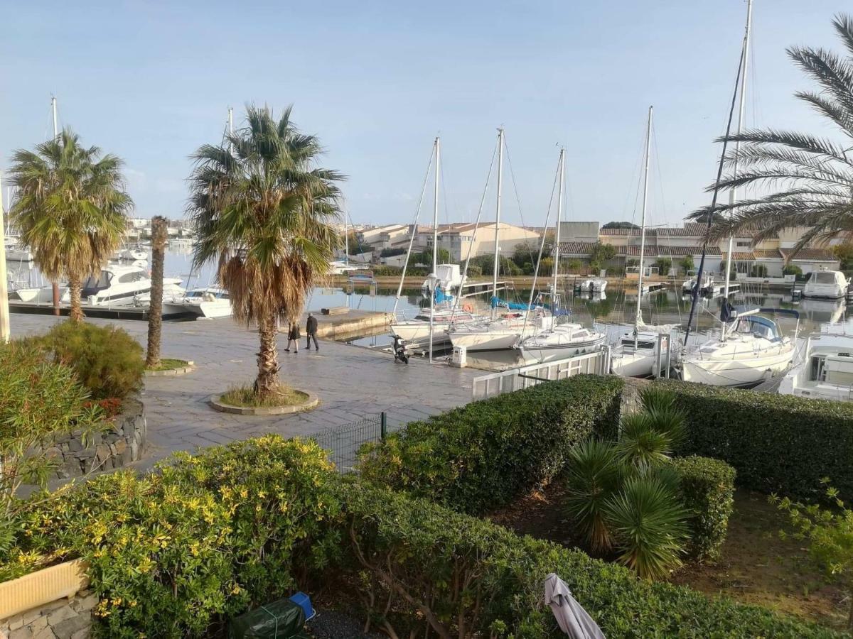 Cap Capistol Studio le Cap d'Agde vue port Extérieur photo